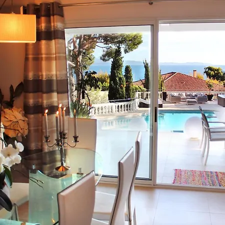 Santa Monica Villa *